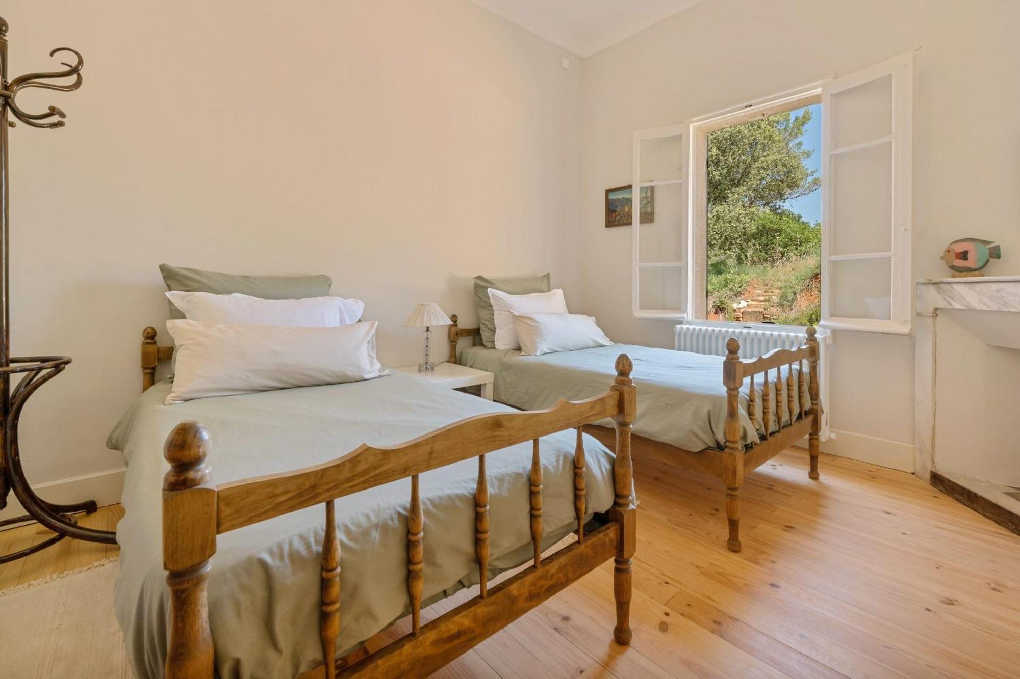 For Me Formidable Villa Roussillon  Exterior photo